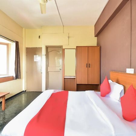 פנדהרפור Oyo 63264 Hotel Shamiana מראה חיצוני תמונה