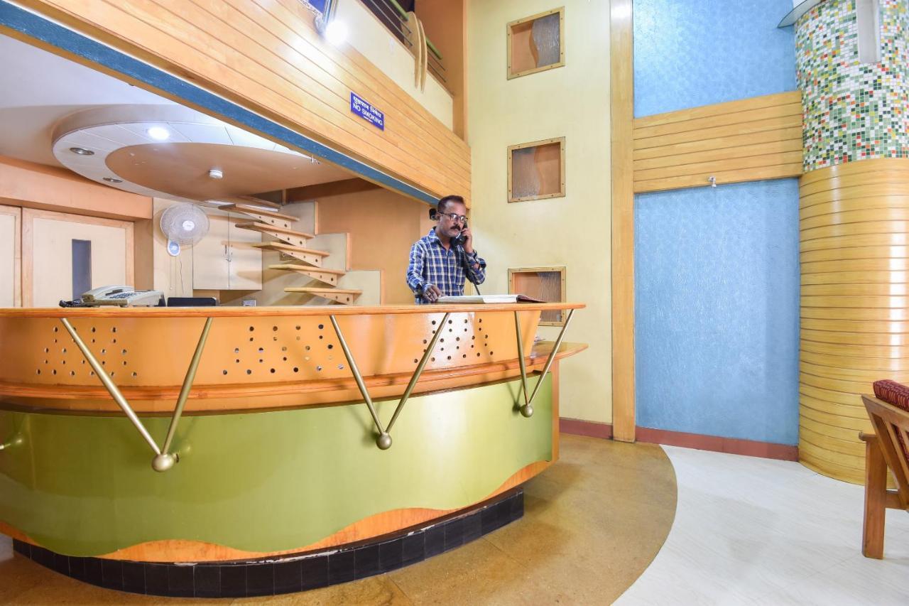 פנדהרפור Oyo 63264 Hotel Shamiana מראה חיצוני תמונה