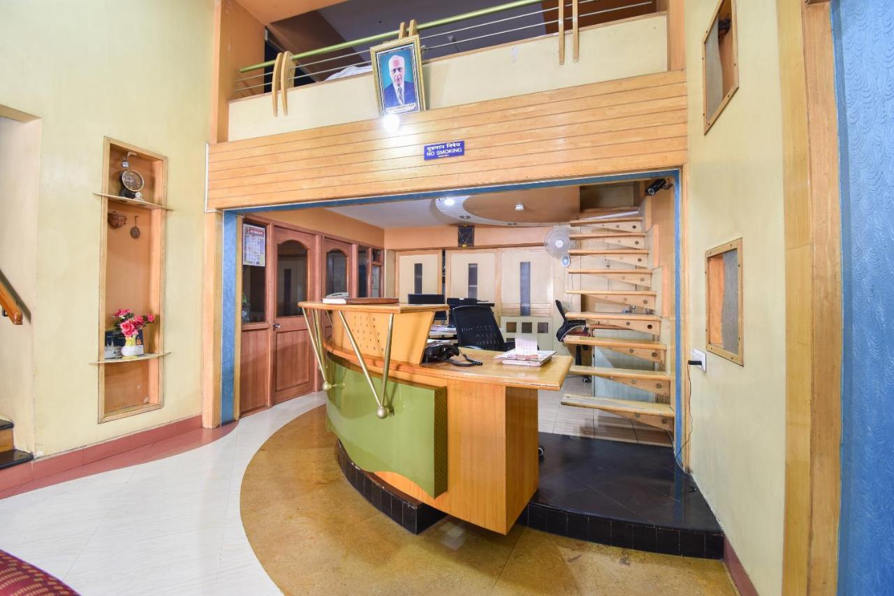 פנדהרפור Oyo 63264 Hotel Shamiana מראה חיצוני תמונה