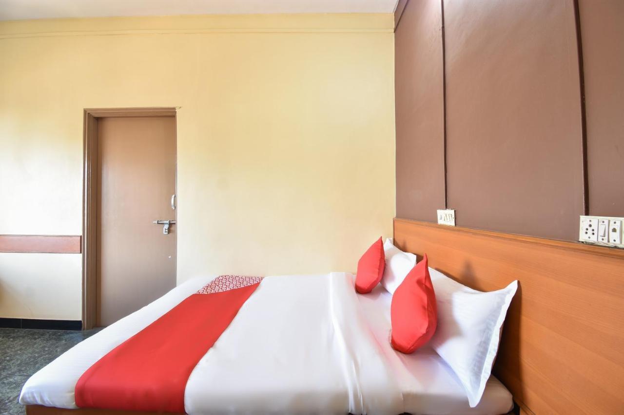 פנדהרפור Oyo 63264 Hotel Shamiana מראה חיצוני תמונה